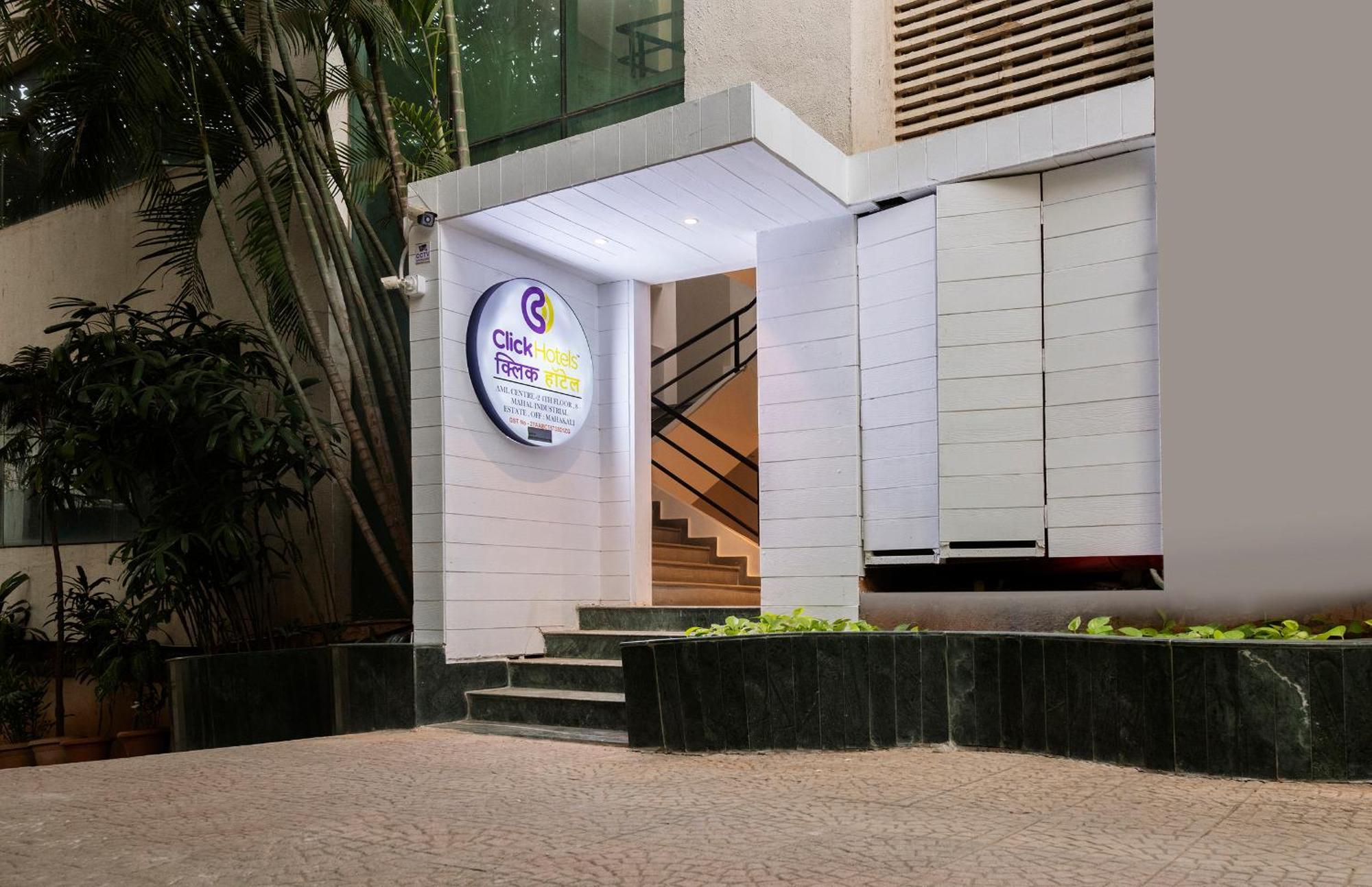 Click Hotels Andheri Midc Мумбаи Экстерьер фото